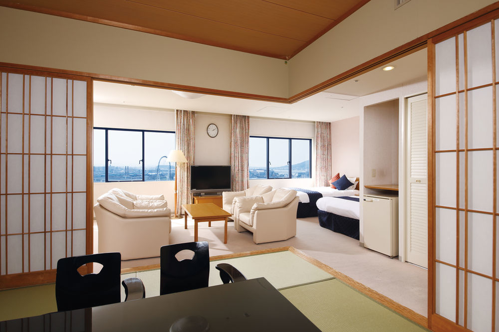 Active Resorts Fukuoka Yahata Кіта-Кюшю Екстер'єр фото